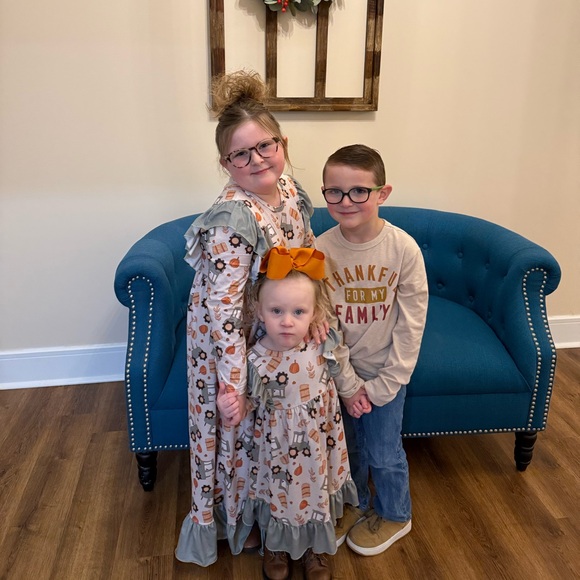 Meet your Posher, Stephanie - Picture 11 of 13